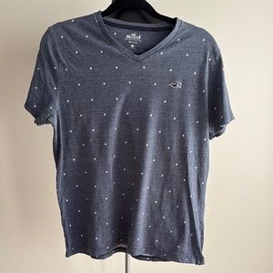 Hollister Men's Dark Gray V-Neck Tee